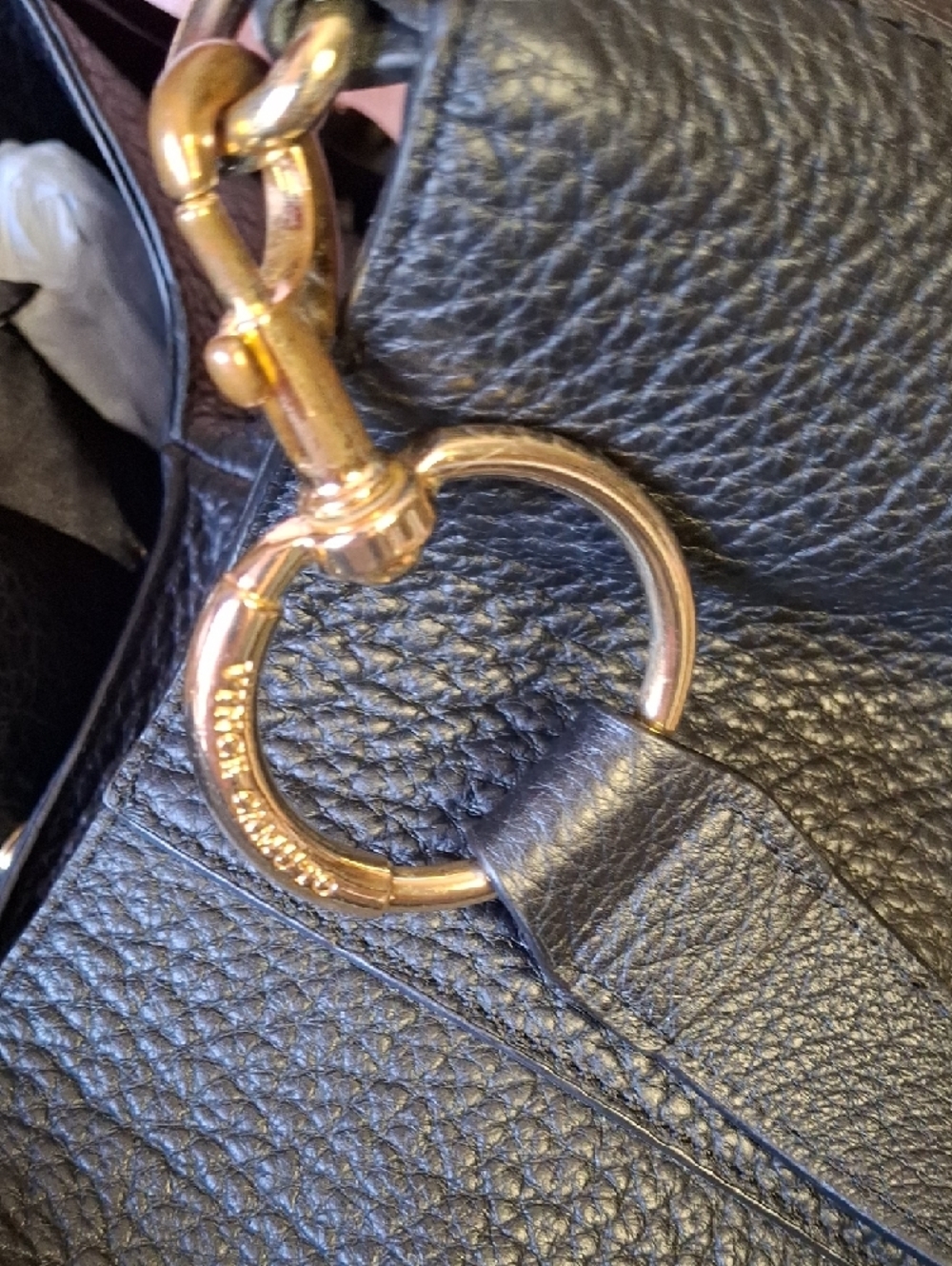 EUC VINCE CAMUTO Black Leather Large Hobo Bag with Scarf Accent - Picture 6 of 8